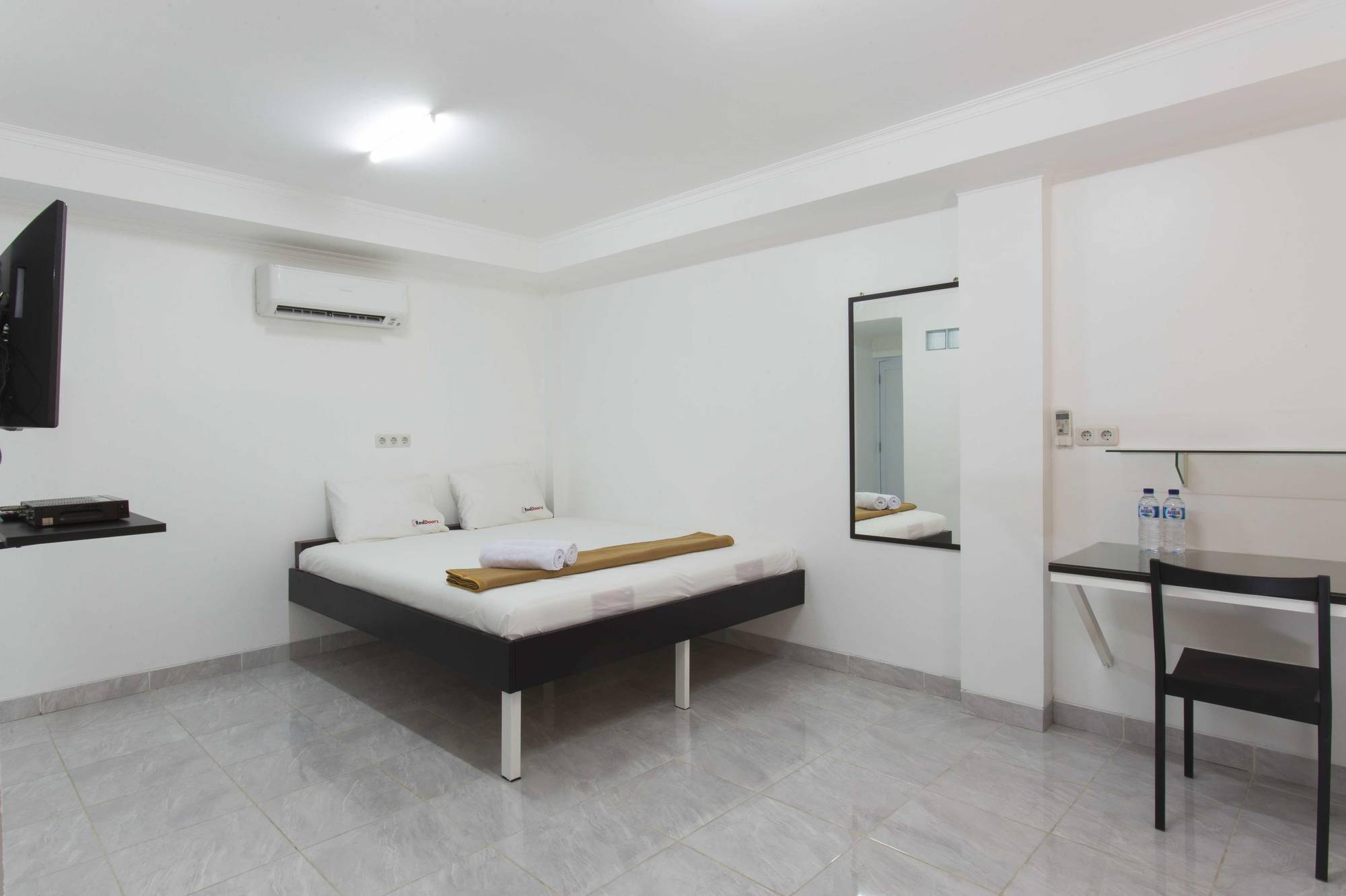Reddoorz @ Fatmawati Raya Ξενοδοχείο Cilandak  Εξωτερικό φωτογραφία